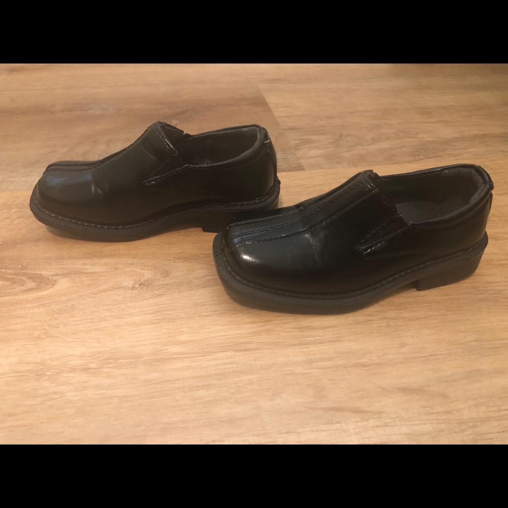 Black dress shoes (Toddler/baby shoes)
